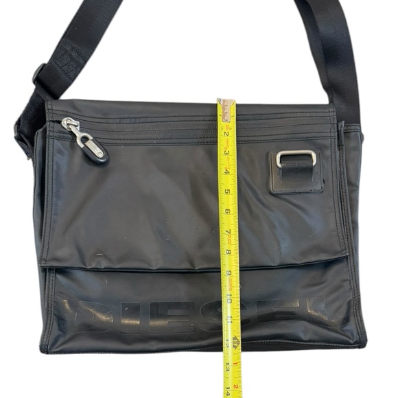 Diesel Black Messenger Bagp - Picture 9 of 10